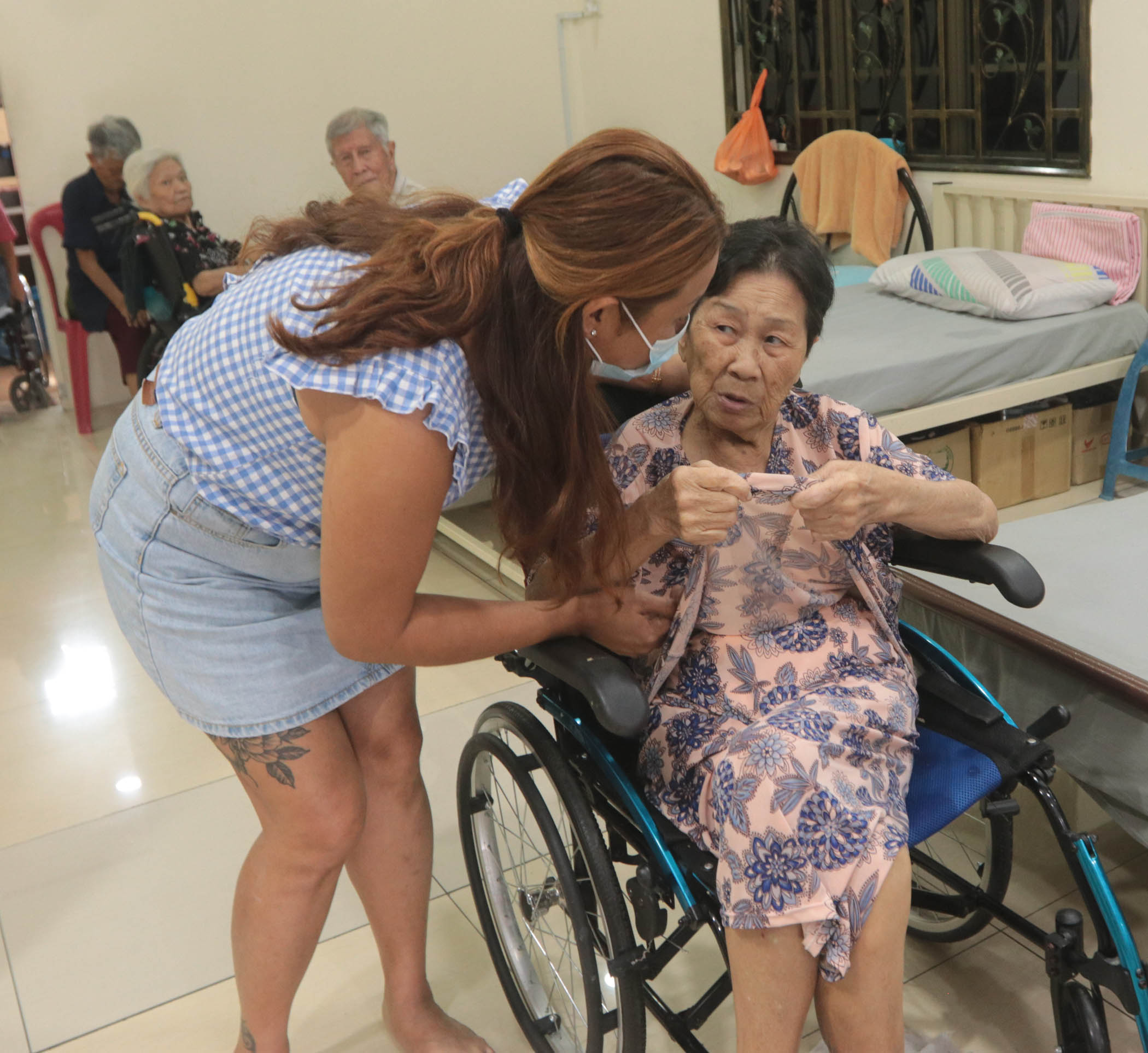 ns芙蓉：为圆慈善梦，83岁长者开办“暖爱温馨残障老人福利社”