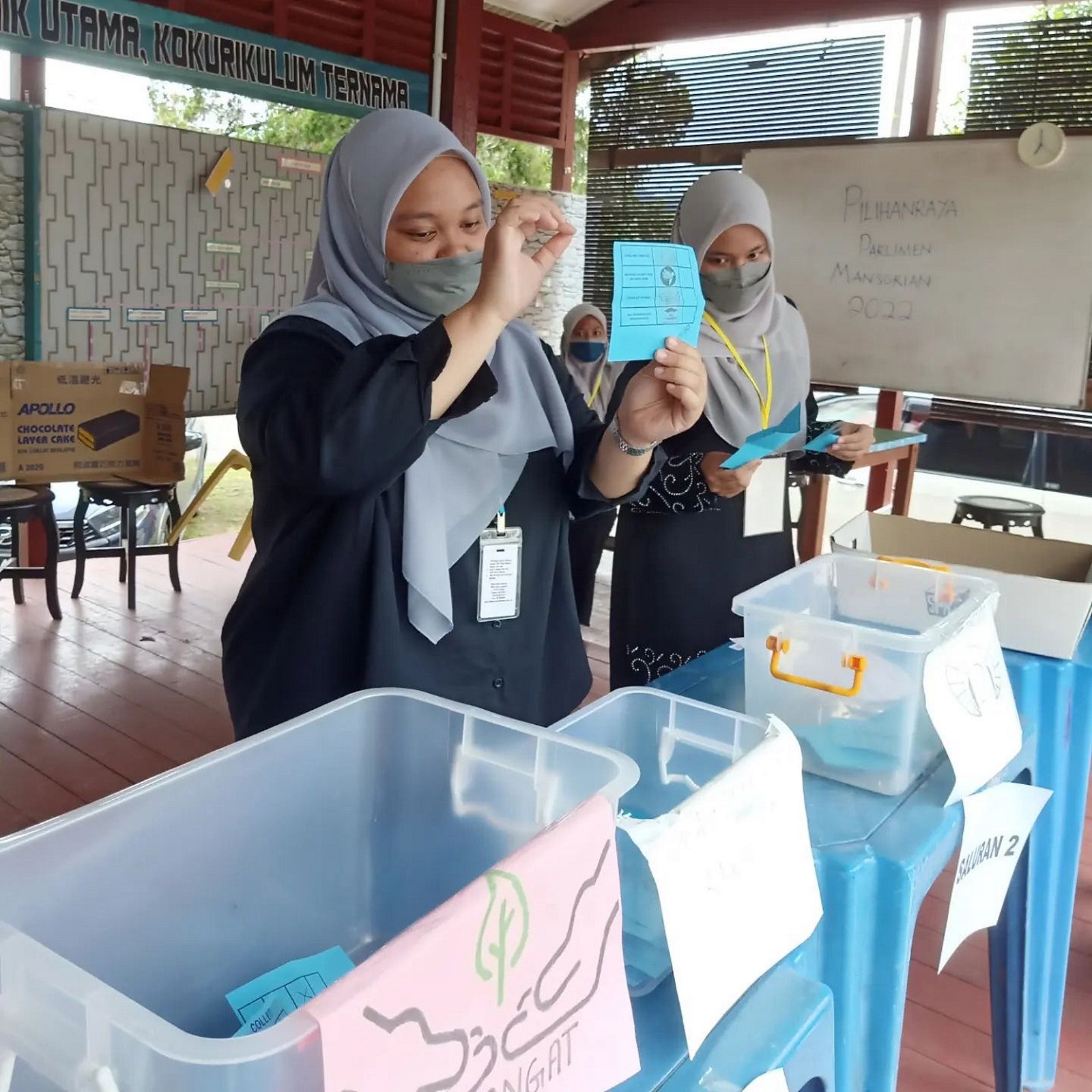 NS马口:配合全国大选，拿督曼梳中学中六班也在校园举行模拟选举