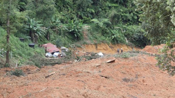 峇冬加里营地土崩 | 13罹难者身分确认 10人来自民众教师露营团