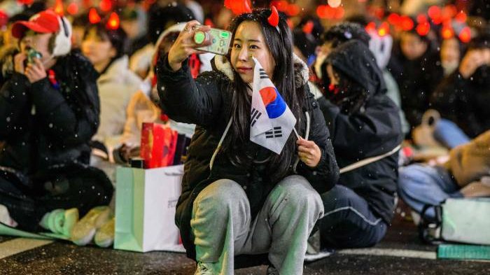 韩国通过法案不再按虚岁计算年龄  韩国人集体年轻1至2岁