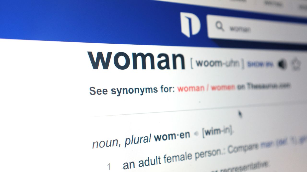 “妇女”当选Dictionary.com年度词汇