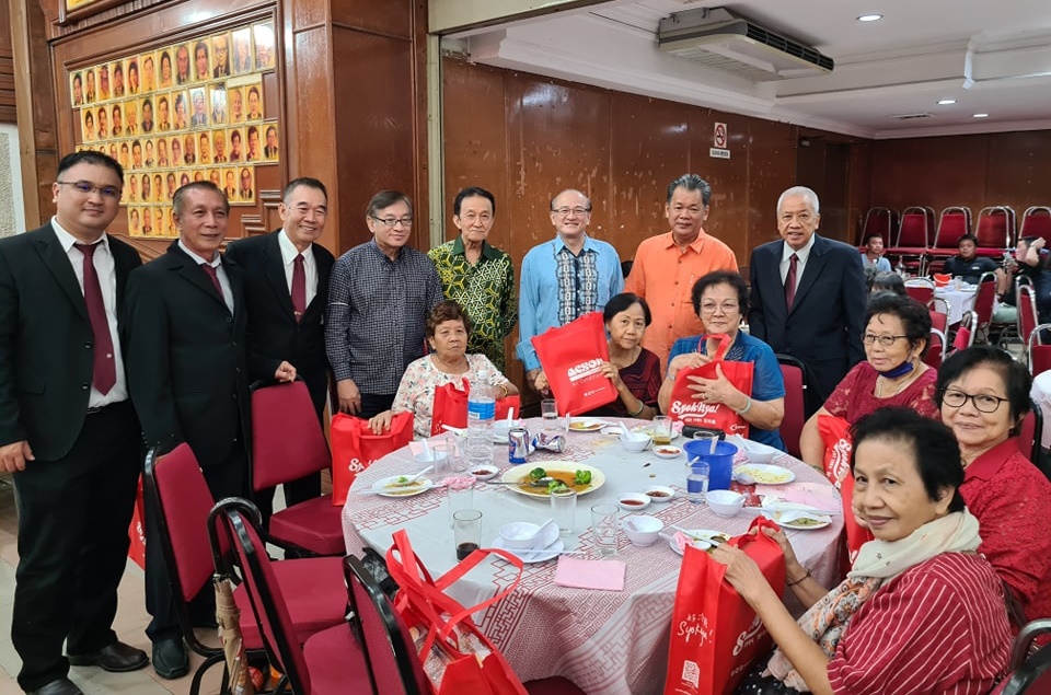 东:吉兰丹符氏宗亲会举办庆祝成立第16周年纪念联欢晚宴
