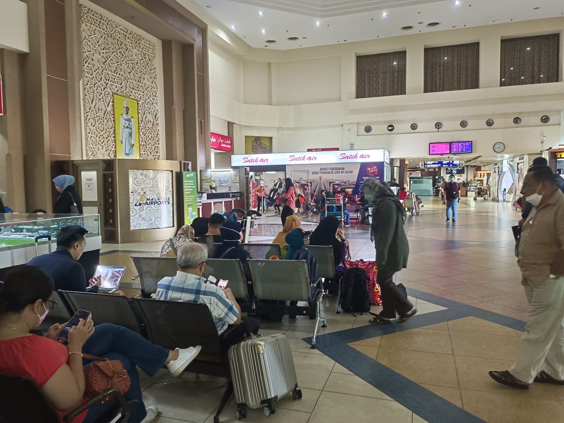 东：水灾并没有影响丹州苏丹依斯迈布特拉机场的任何航班。