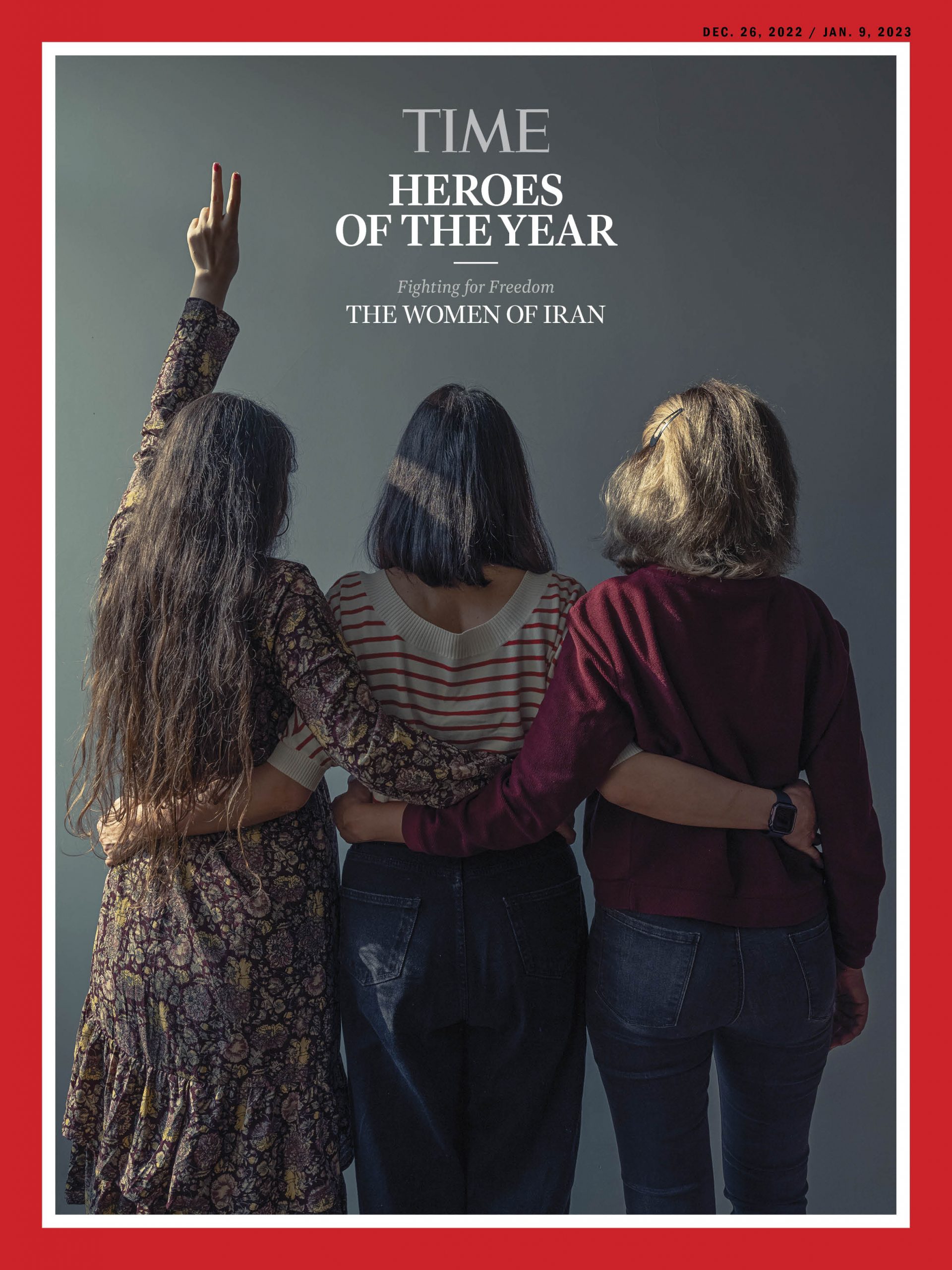 伊朗女性掀头巾革命 获选〈时代》年度英雄