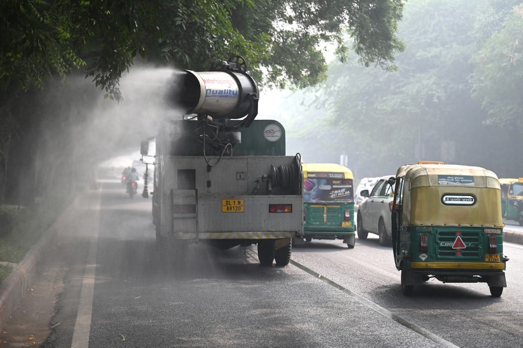 新德里雾霾笼罩 印度当局禁止民间营建工程