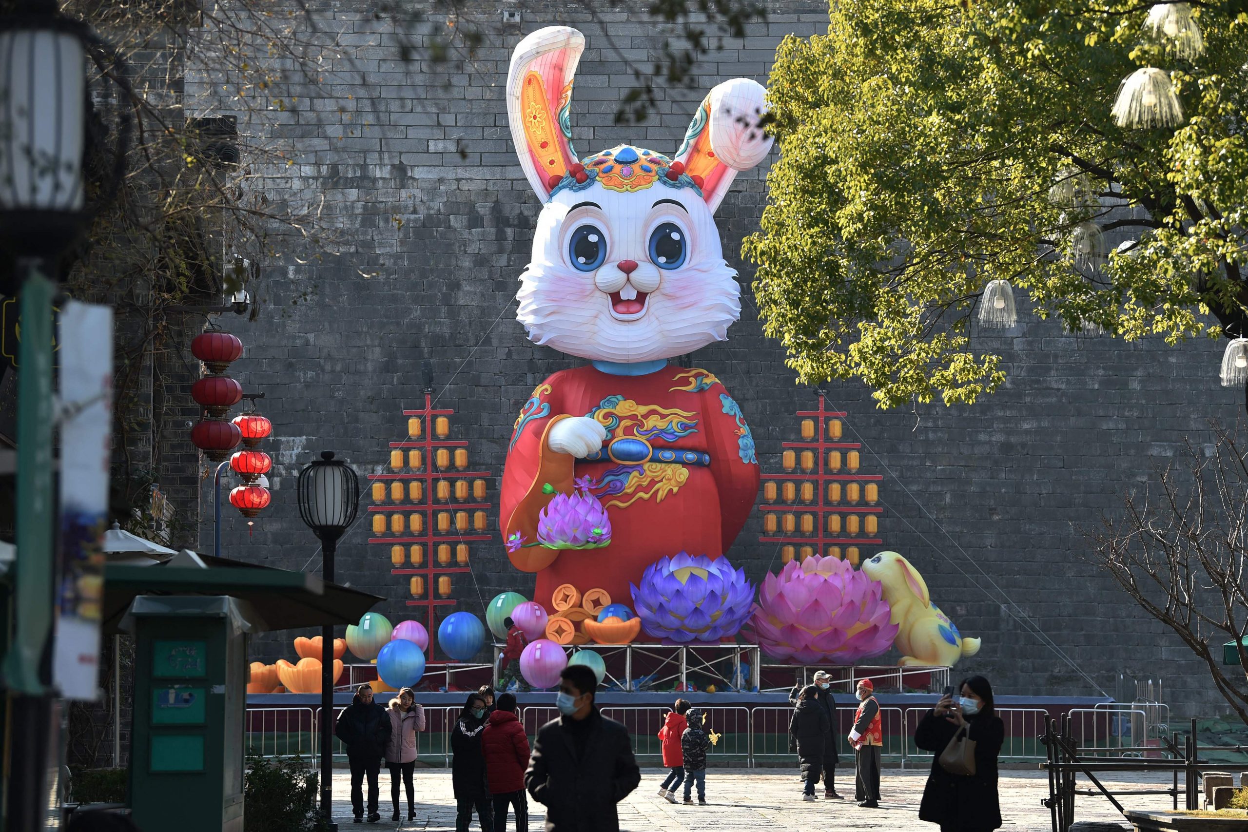 春运将开启 中国国务院要求各地探索弹性休假、错峰休假 