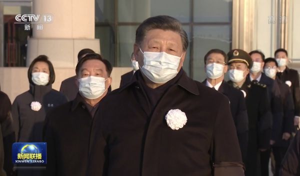 江泽民追悼大会12月6日在京举行 躺「透明棺木」移灵北京