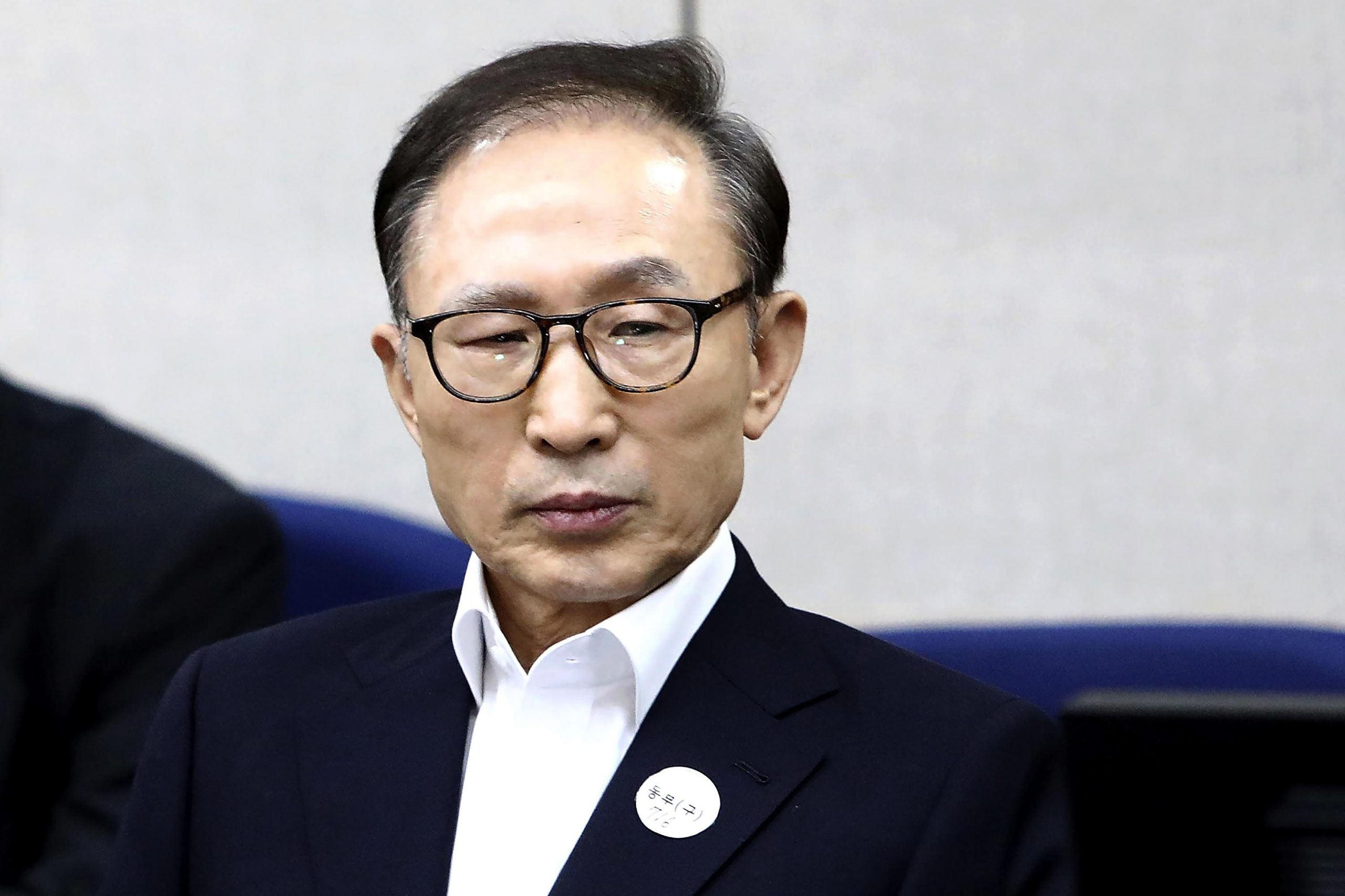 看世界／韩前总统李明博获特赦　免除15年刑期