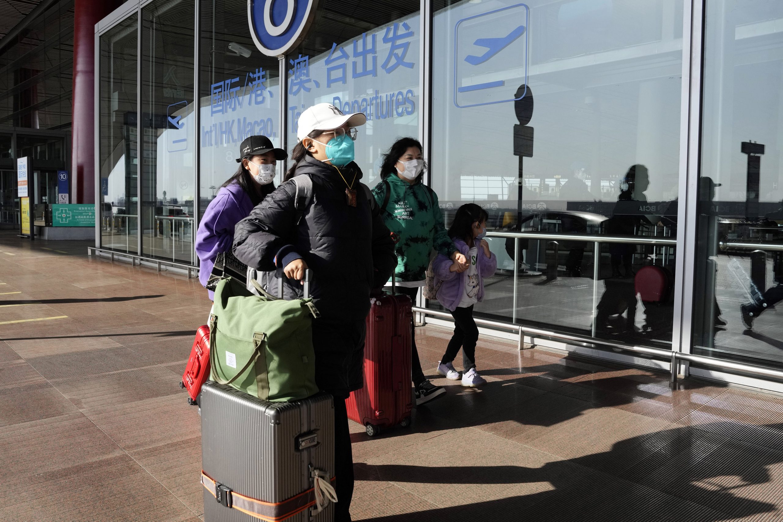 美国1月5日起要求中国旅客提交两天内阴性检测证明