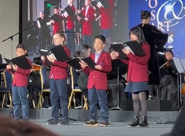   陈小春基因太强 9岁子唱歌获赞：台风像爸爸