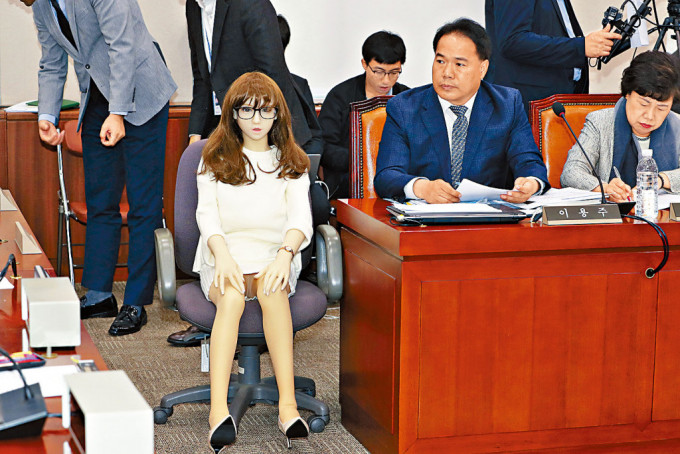 韩国充气娃娃解禁准进口　但禁“未成年”
