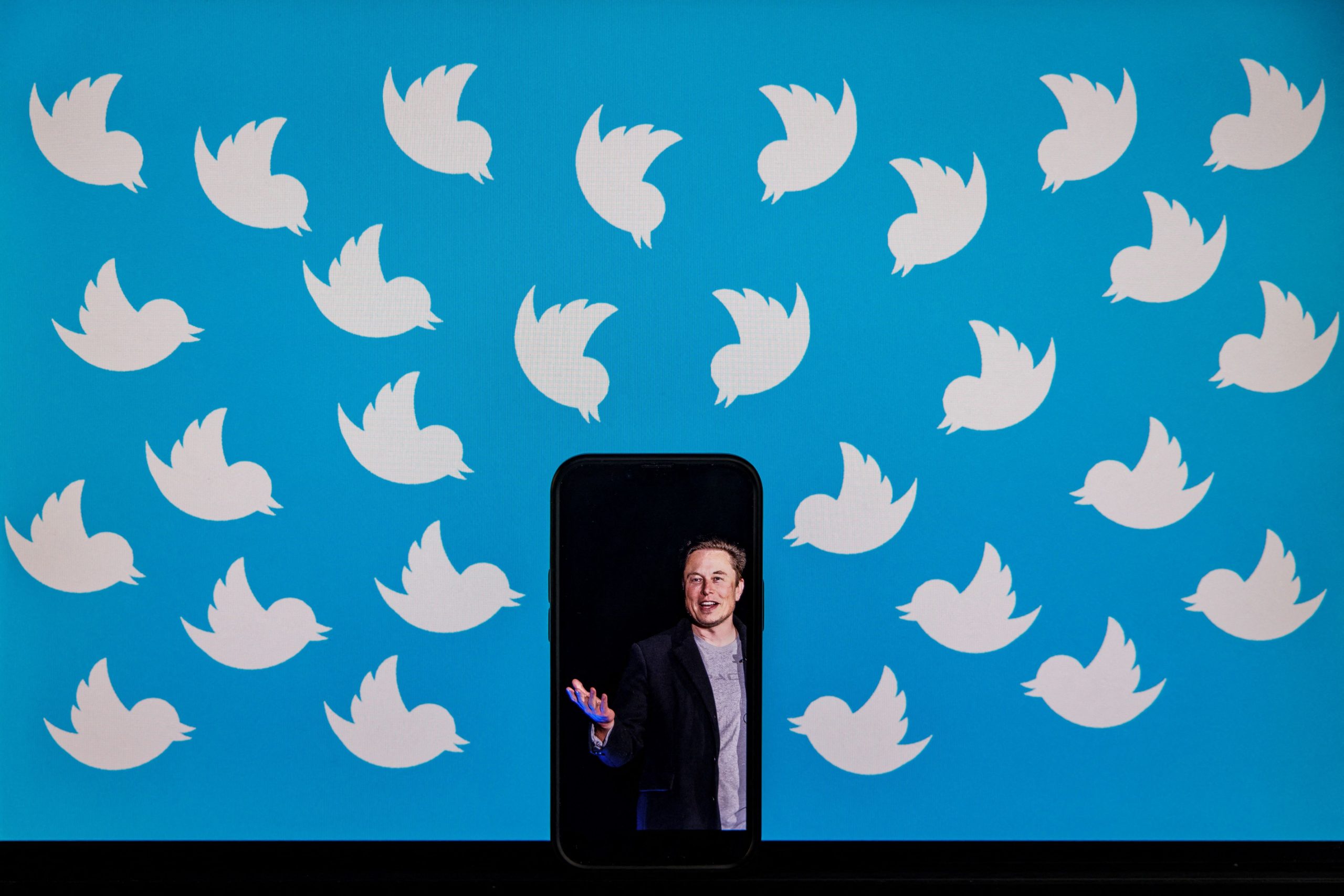 马斯克发布「推特文件」　揭露民主党打压言论自由  推特高层封杀特朗普密令