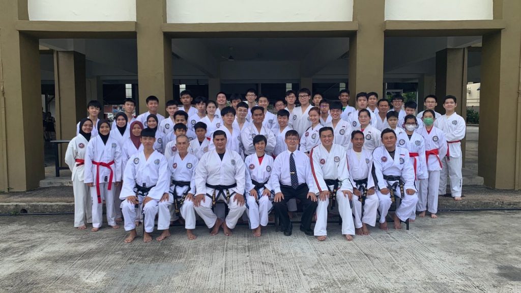 甲跆拳道公会举办   黑带晋级试 40学员参与