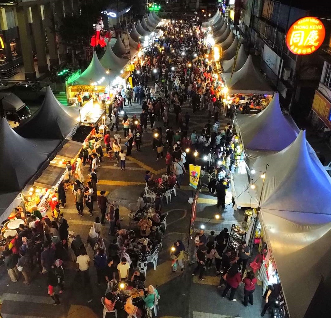 亚罗士打市政厅宣布，取消原定于本月31日晚，在亚罗士打星光大道举行的跨年倒数庆典和烟花汇演活动。