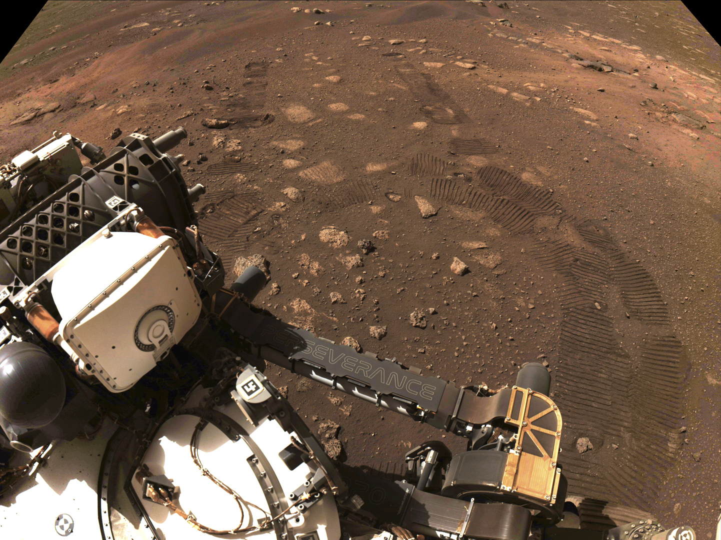 NASA探测器遭遇沙尘暴 首次记录火星上的风沙声