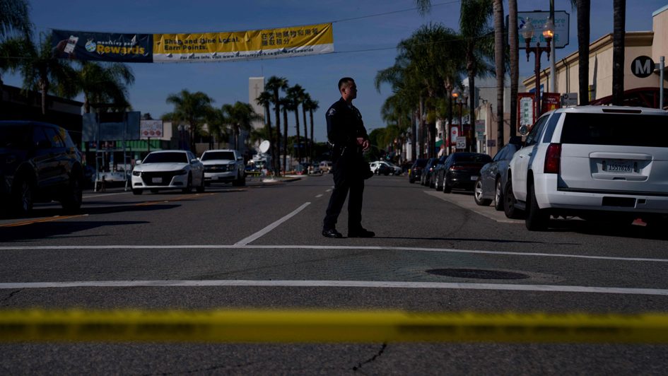 美洛杉矶枪击案10人死 嫌犯为亚裔男性