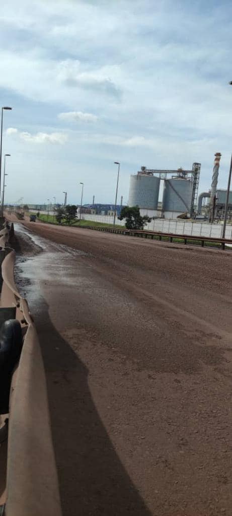 东：关丹市政厅格宾工业区检举，对付弄脏道路的运输罗里。