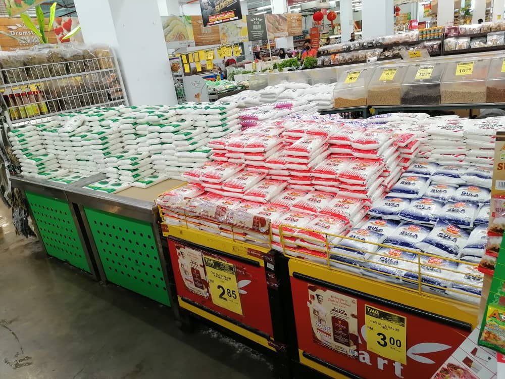 东：彭亨白糖供应充足，市场没限制购买量。