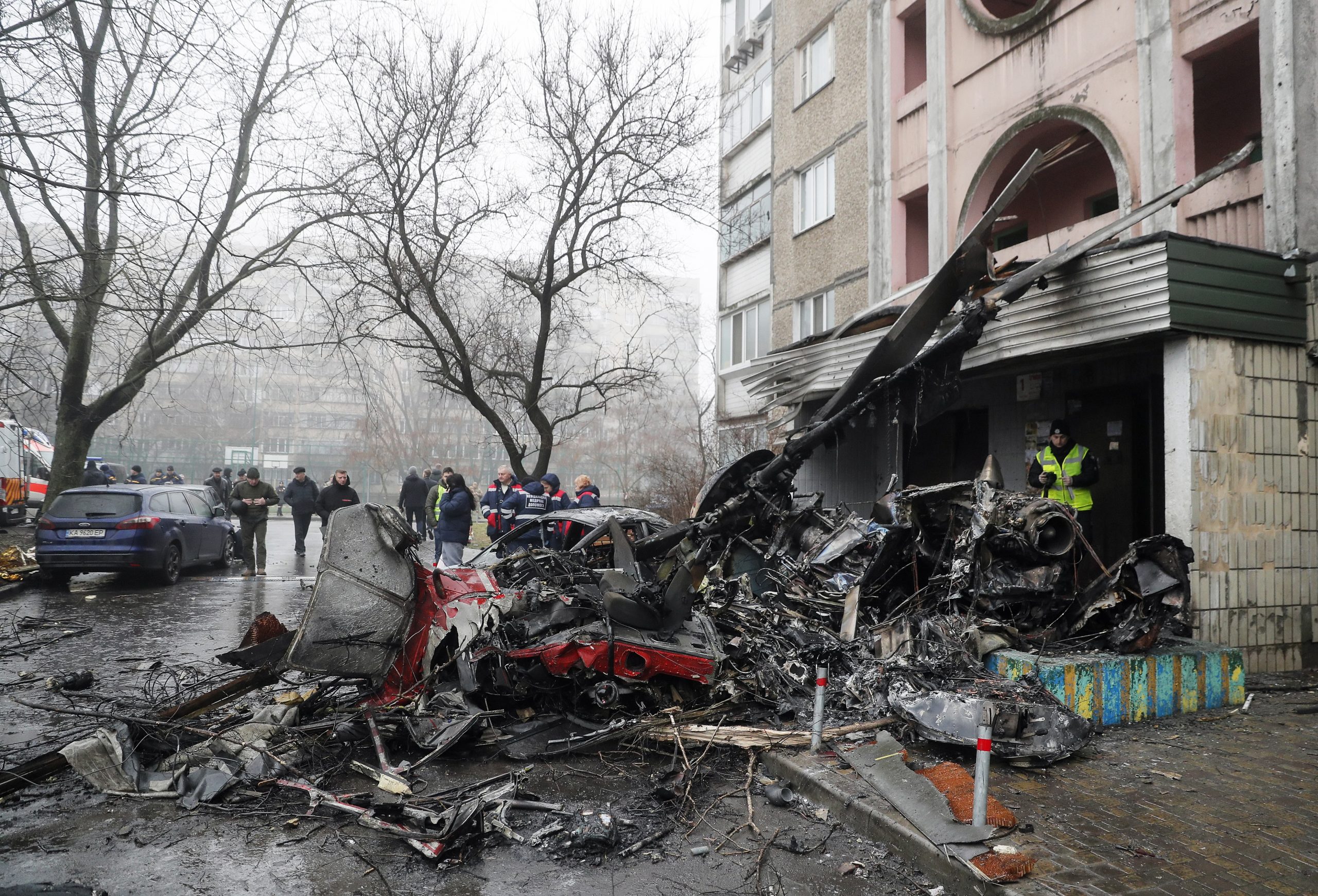 乌克兰直升机坠毁18死  欧盟致以最深切哀悼