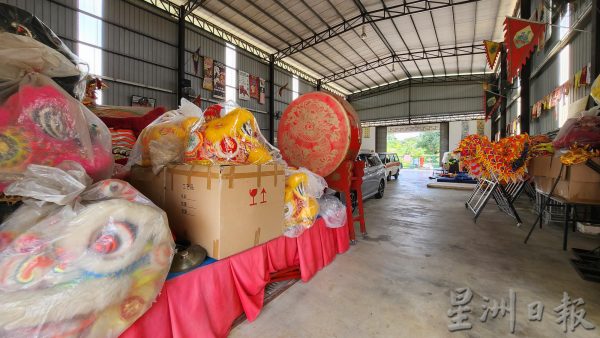供fb/桂青醒狮团新年邀约爆单，推兔年吉祥物和周边产品，为传统文化注入新意
