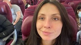 尼泊尔空难｜俄罗斯女网红搭上死亡班机 “机舱最后自拍照”曝光