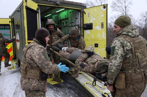 俄飞弹袭关键基础设施 乌克兰多处爆炸