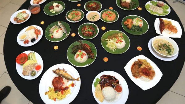 视频 | 1.5万家餐馆提供RM5餐单  有菜有肉有面有汉堡
