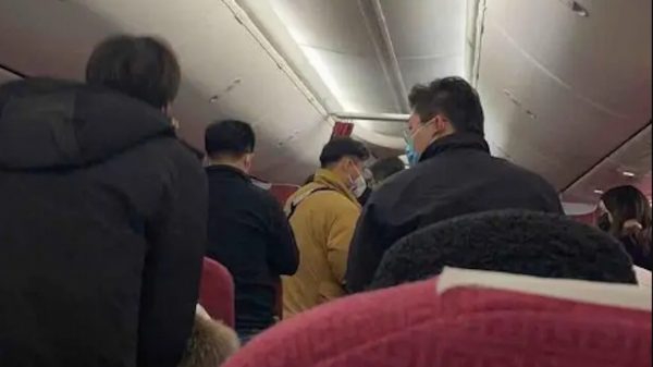 北京飞上海班机  男子喊“会爆炸”　累航班取消