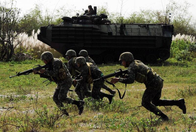 威慑解放军 美日预计同意改变在冲绳的海军部署