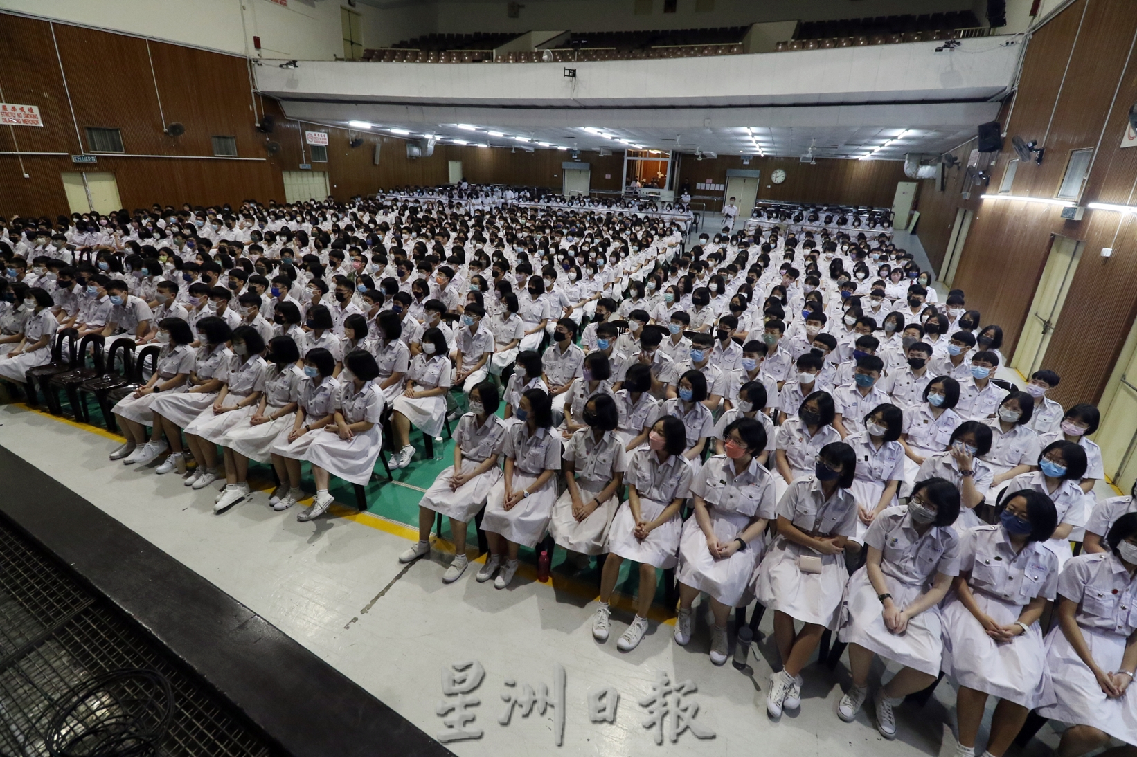 **已签发**柔：双头条之一：新山宽中2023迎接5099学生返校，黄慧珠：齐朝世界级愿景前进