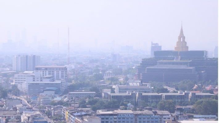曼谷空污指数爆表 21万人身体不适就医
