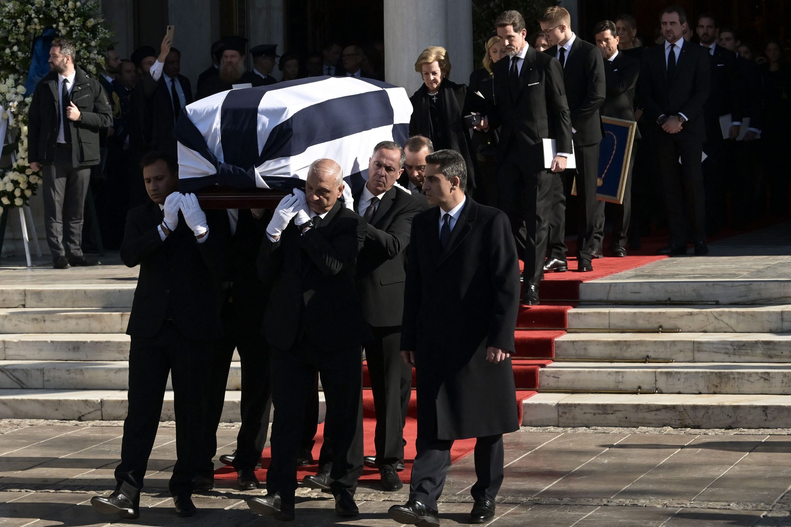 欧洲王室齐聚雅典 参加希腊末代国王丧礼