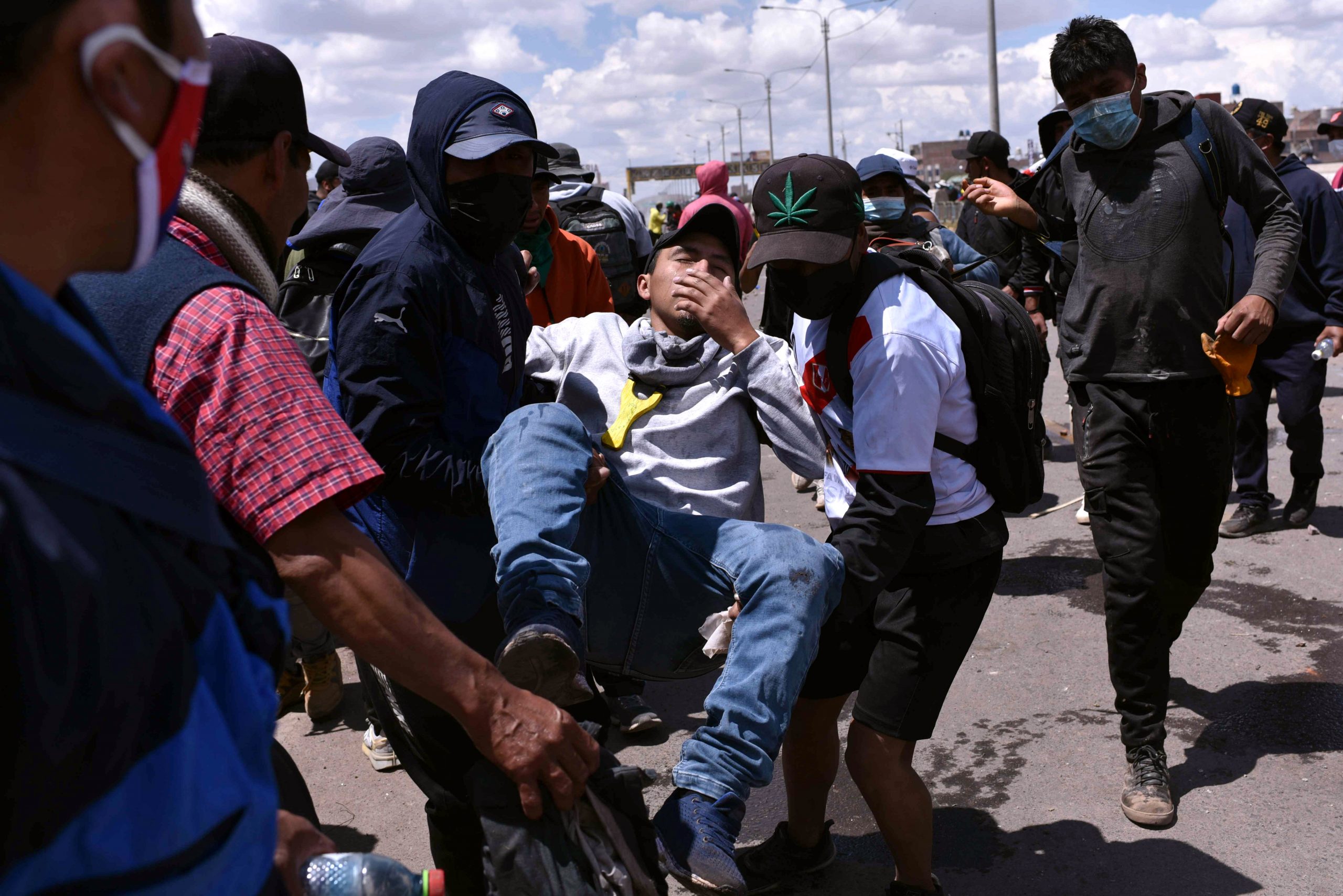 看世界／秘鲁再爆发反政府与安全部队冲突 至少17 死
