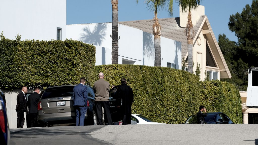 美国加州月内第四起枪击案  洛杉矶高档社区3死4伤