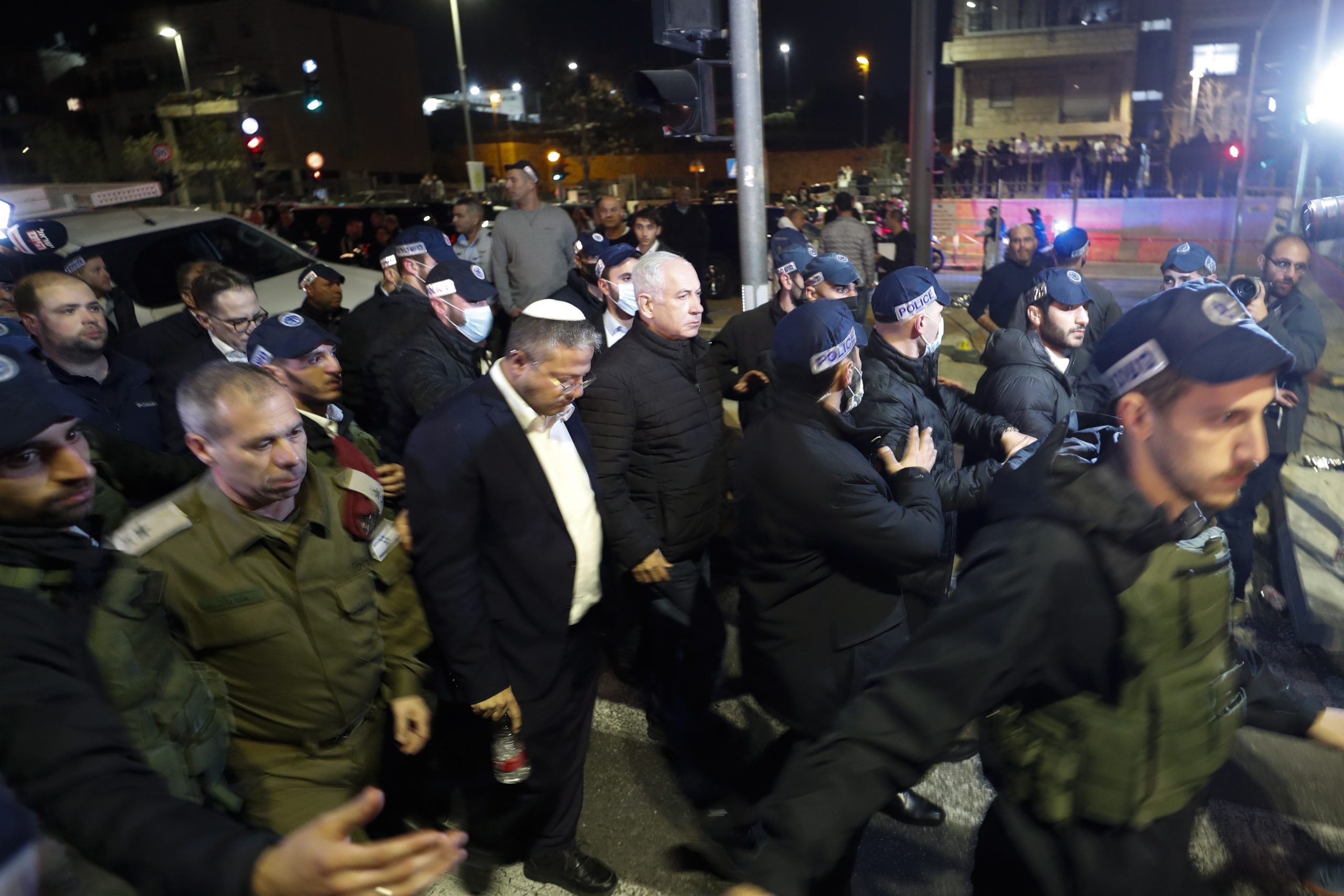 耶路撒冷犹太教堂枪击案酿7死3伤 美国强烈谴责