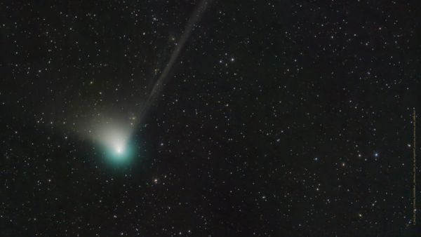错过再等5万年!  稀有彗星2月2日离地球最近