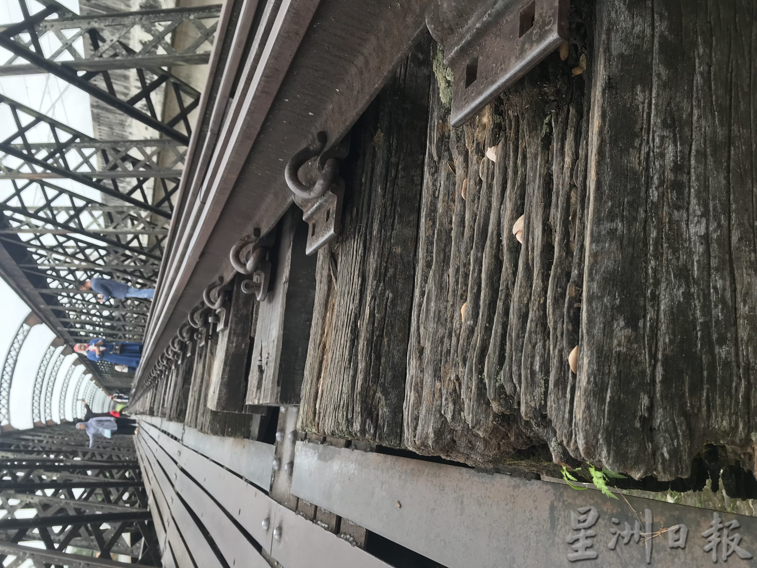 霹／版头／画页／122年维多利亚铁桥 如时光隧道打卡好去处