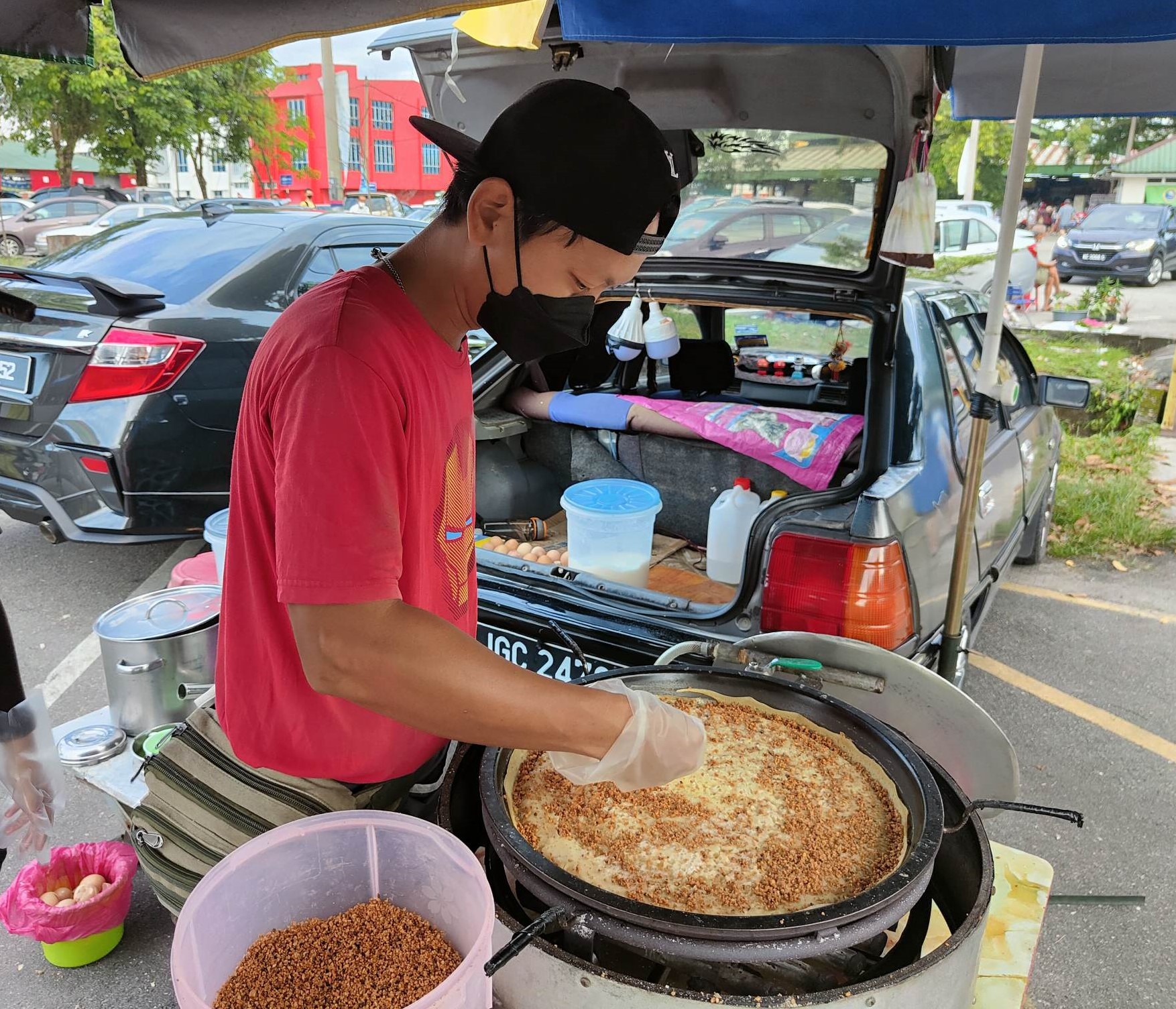 餐车趴趴走 | 从三轮车到车延续阿嬷手艺 古早味大块面香气满满