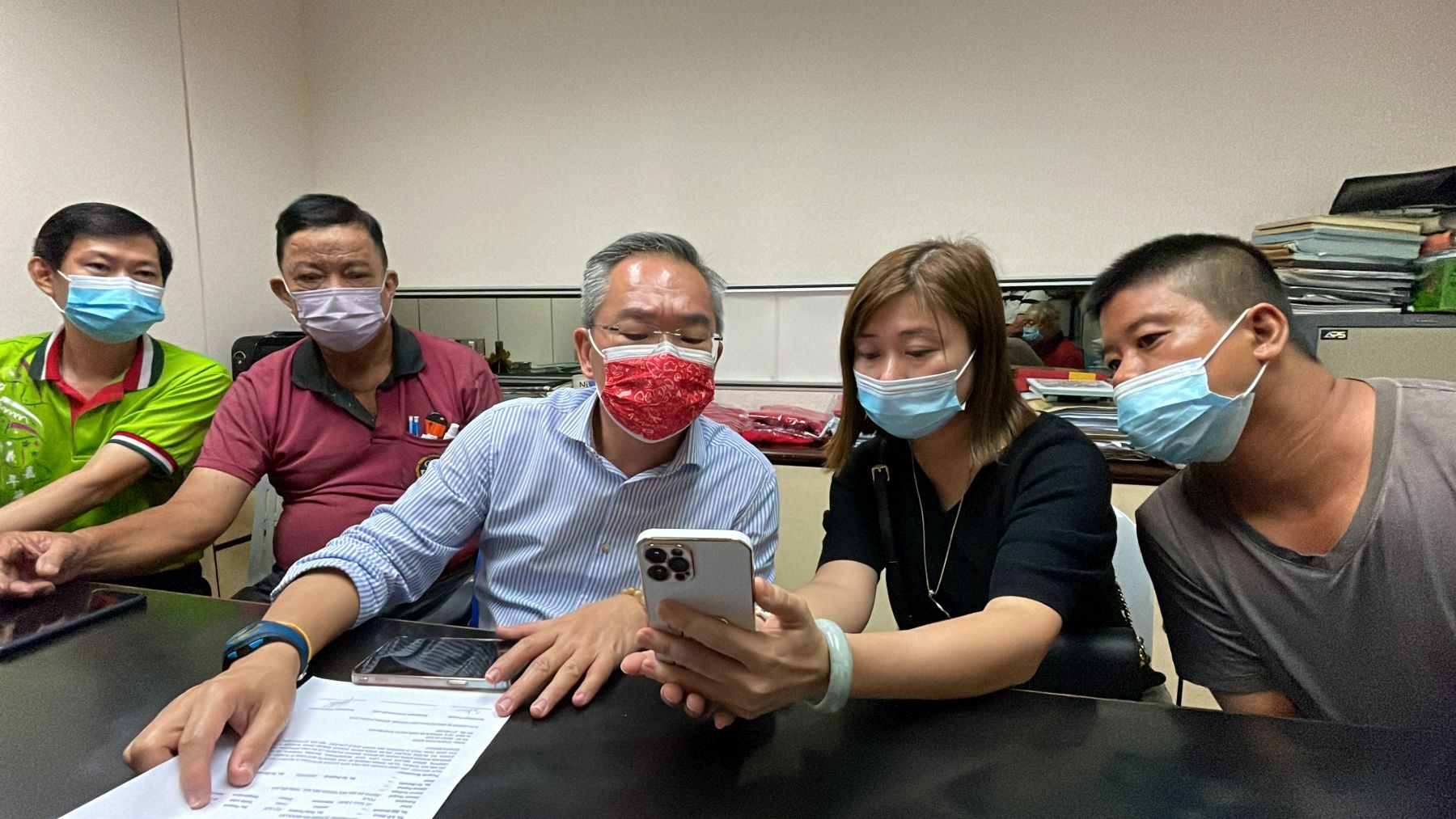 (古城封面主文)派报人遭撞后逃脑受创·家属呼公众提供资料