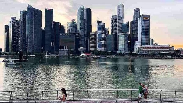 Singapore economy grows more than expected in 2022