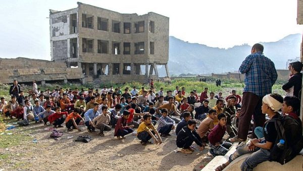 Study in streets: outdoor classes for Yemen’s beleaguered children