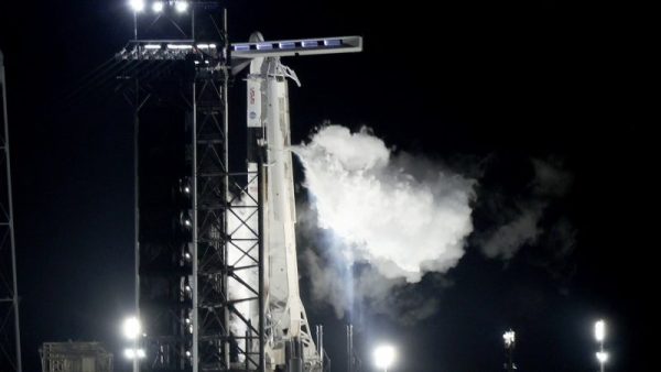 地面系统问题 SpaceX太空人前往国际太空站的发射被取消
