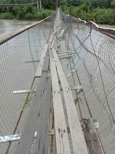 甘榜安算与甘榜峇峇吊桥在上月杪前仍可勉强使用。 