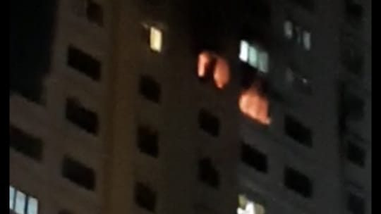 灵市公寓单位失火 消拯员屋内发现焦尸