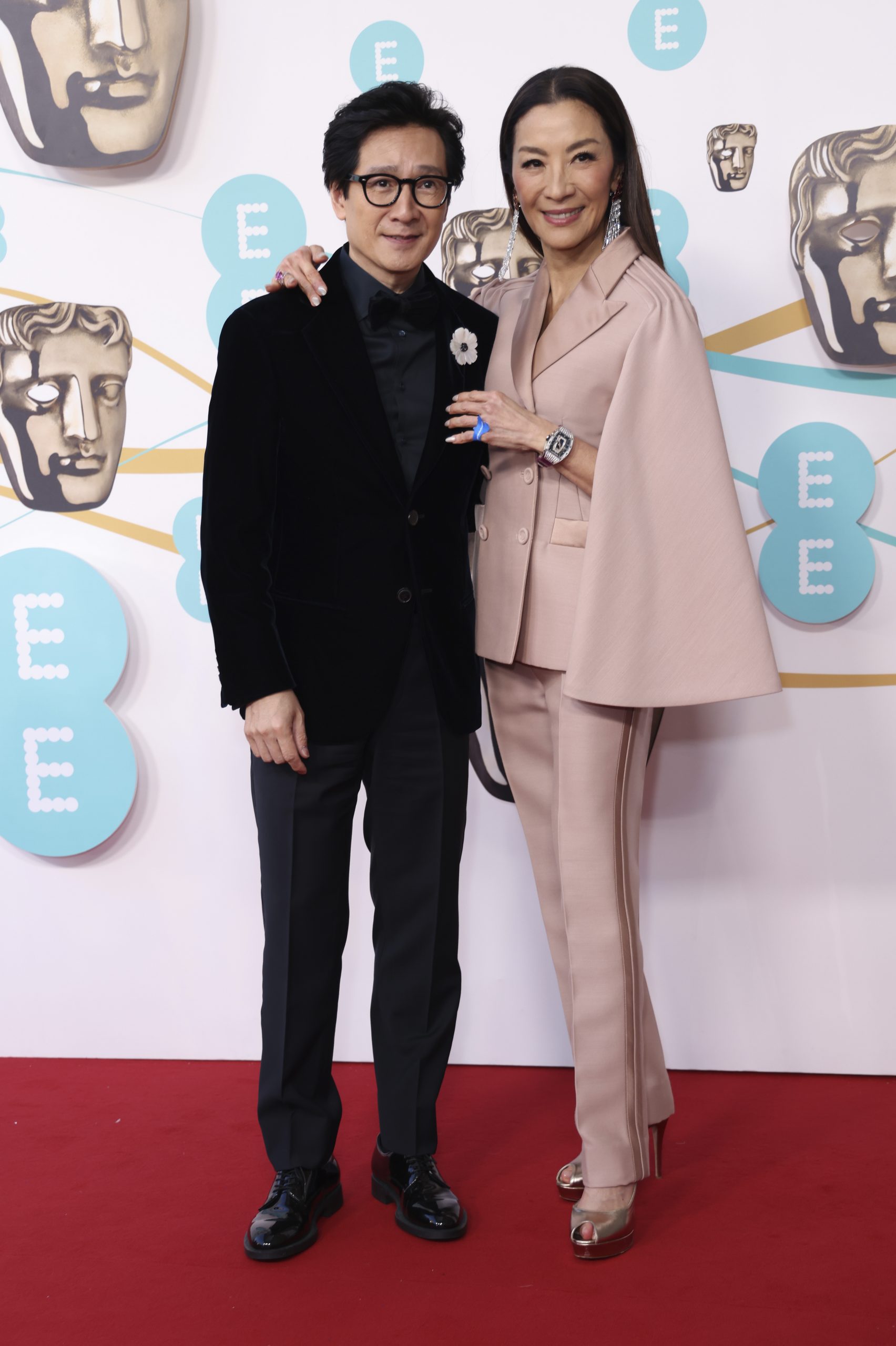 BAFTA｜《西线无战事》7奖创纪录  杨紫琼不敌凯特失影后