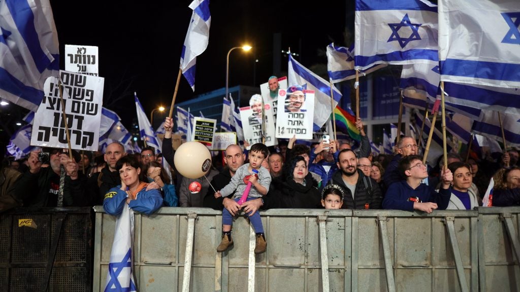 司法改革遏止“法官越权” 数万以色列人上街抗议