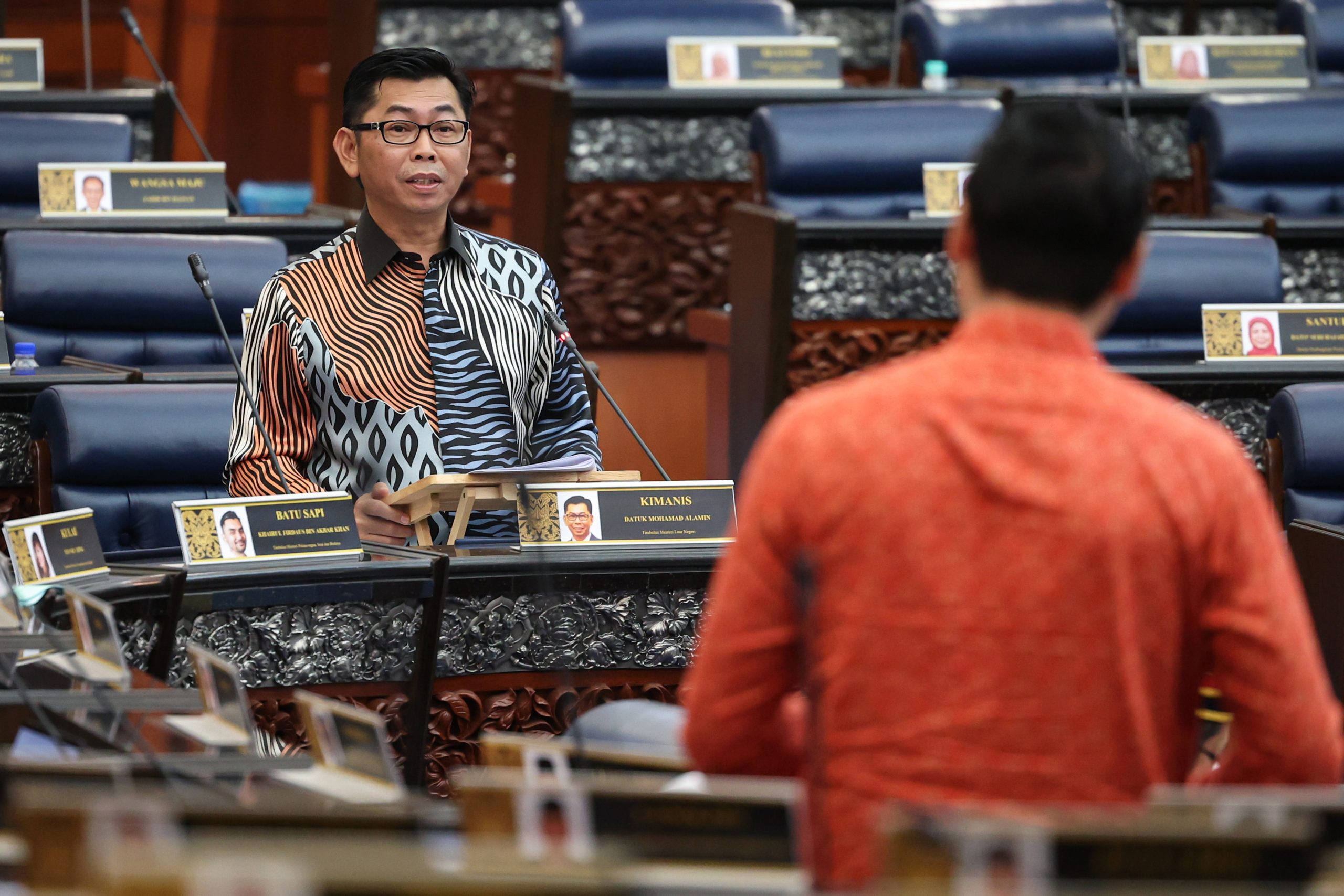 外交部副部长：新加坡同意暂停白礁填海工程