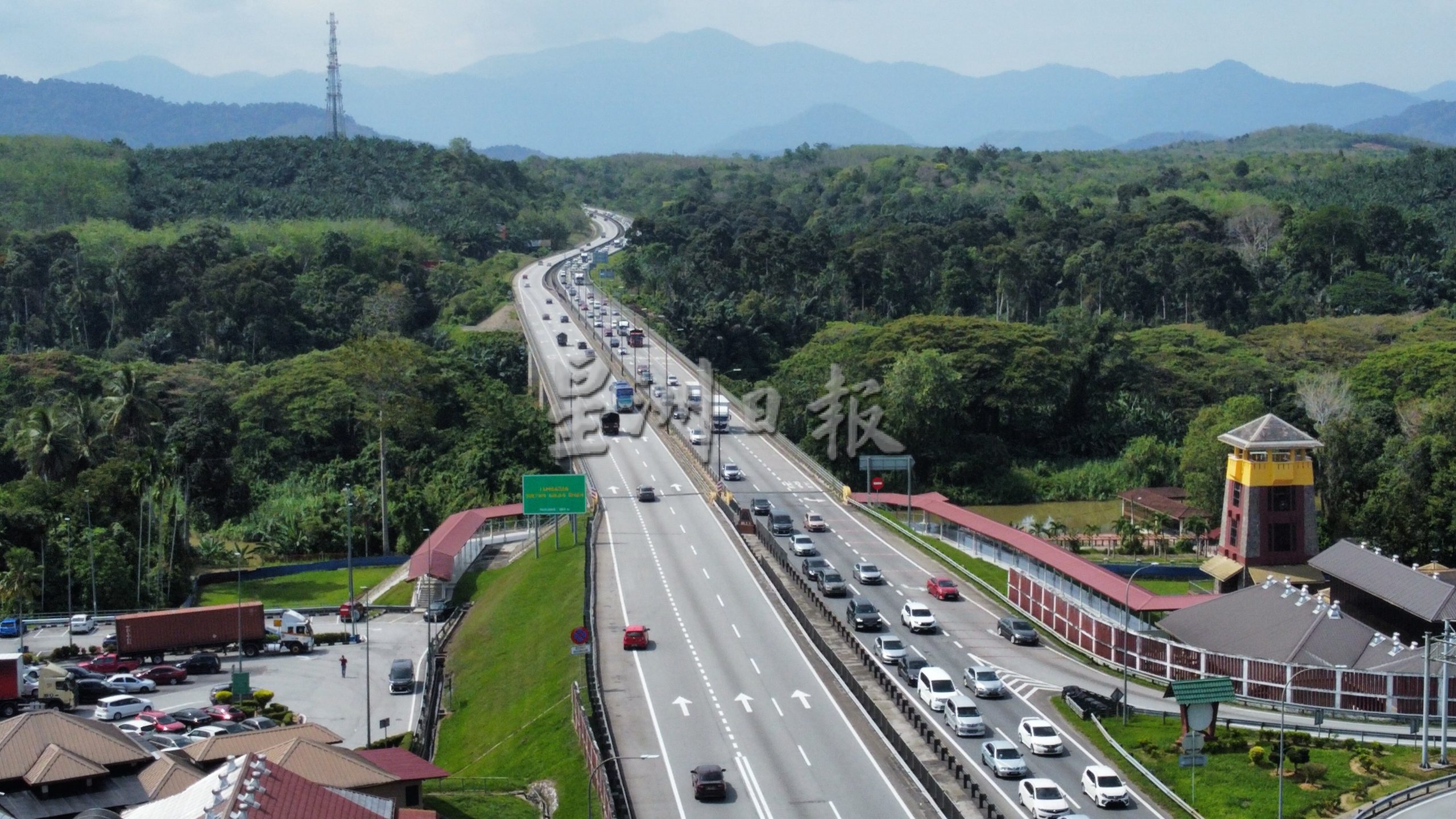 学年假期车流量增再遇车祸 南北大道霹雳河路段塞车15公里