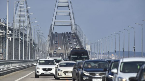 提前39天完成维修工程   克里米亚大桥恢复通车