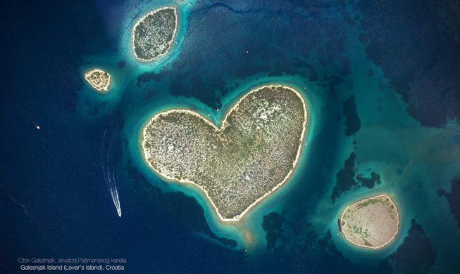 最浪漫情人节礼物！　克罗地亚出售“绝美心型岛屿”部分土地